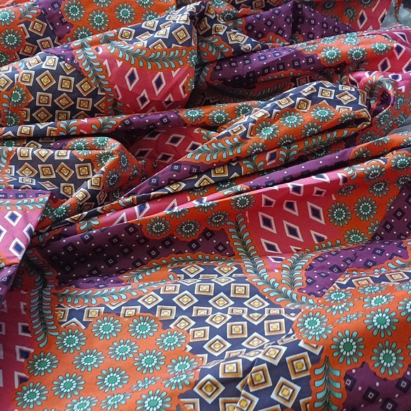 Woman's skirt - Picture 3 of 9